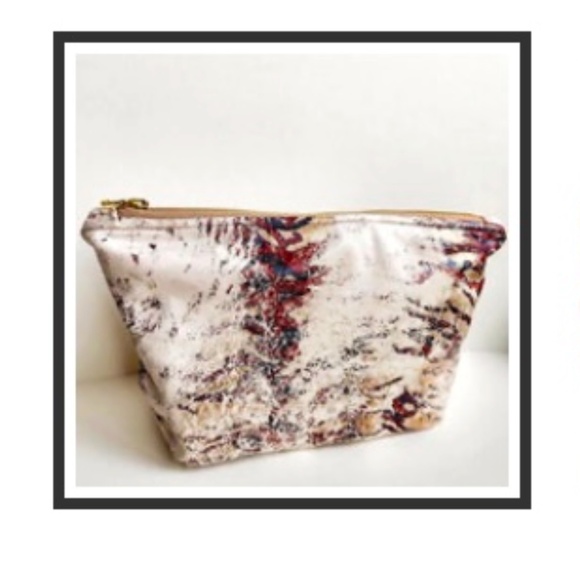 Animal Print Zip bag- Pouch 6x10.75x5